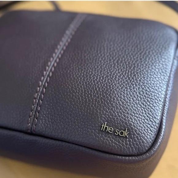 ❤️The Sak Small De Young Crossbody
Mahogany NWT - Picture 9 of 9